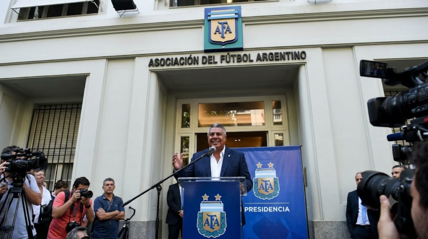 Claudio Chiqui Tapia, president of the Argentine Football Association, facing FBI money laundering probe in 2026