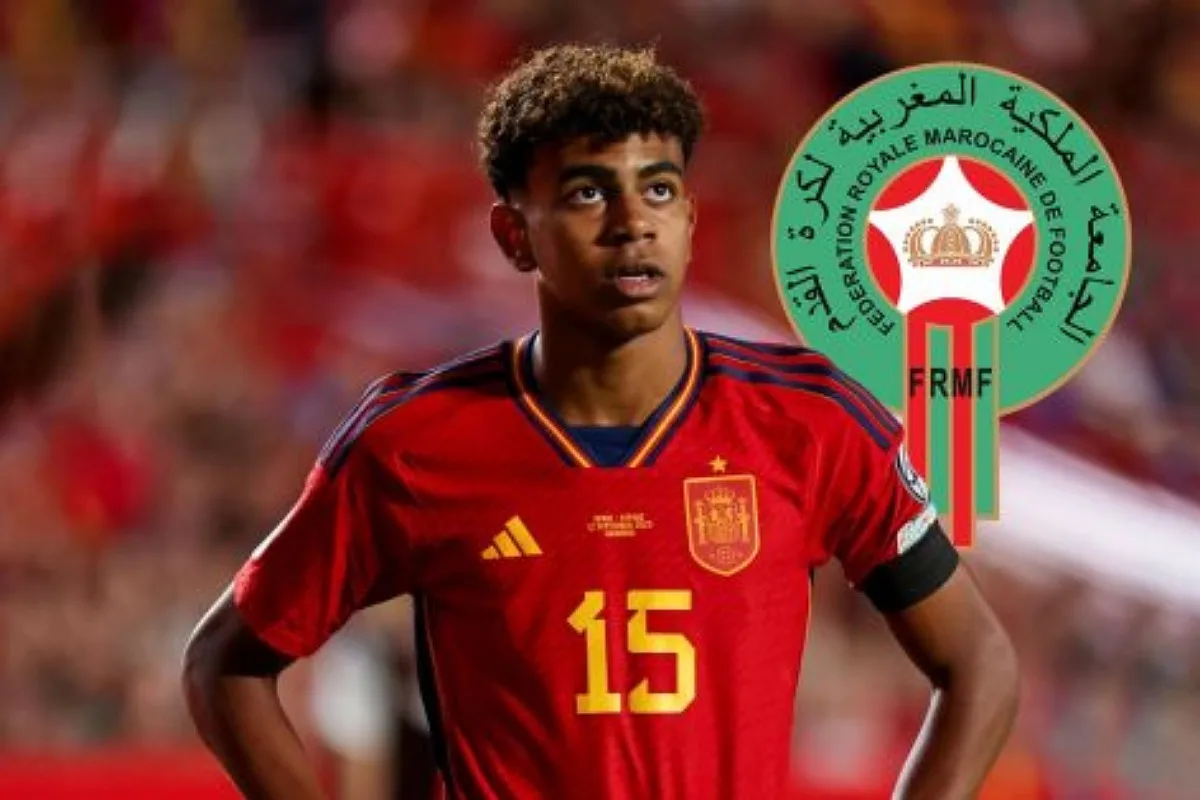لامين جمال يطالب إدارة نادي برشلونة بضرورة التعاقد مع نجم المنتخب المغربي