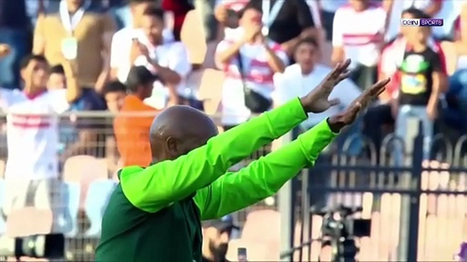 أسطورة الزمالك شيكابالا يعلن إنهاء مسيرته الكروية

أعلن محمود عبد الرازق شيكابالا، أسطورة نادي الزمالك، اعتزاله لعبة كرة القدم.