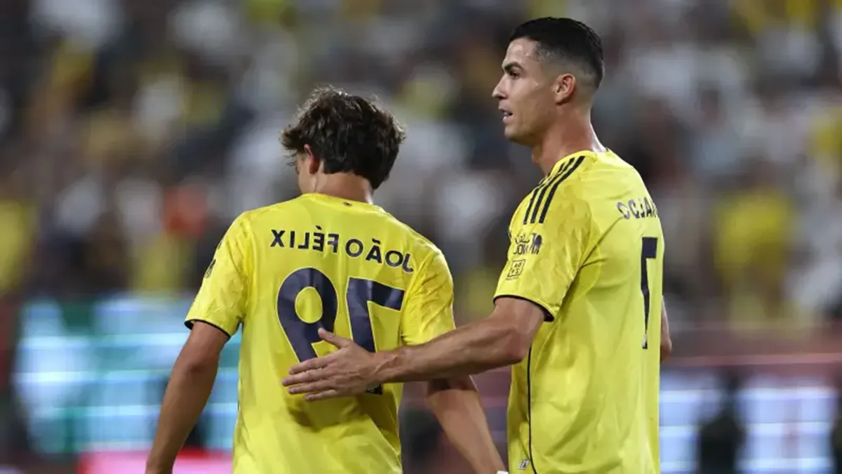 النصر يهزم الاتحاد بثنائية ويتصدر الدوري السعودي