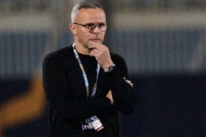 محمد وهبي يتلقى أول صدمة داخل معسكر المنتخب المغربي قبل وديتي الإكوادور وباراغواي