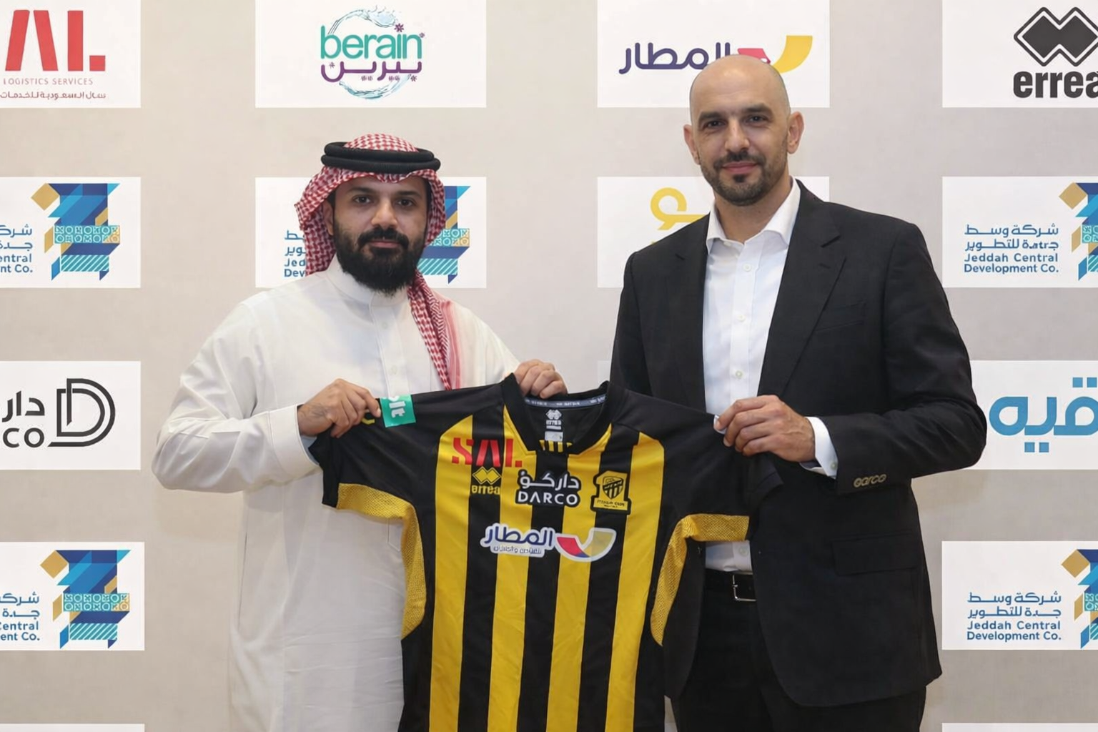رسميا وليد الركراكي مدربا لنادي الاتحاد السعودي حتى عام 2030